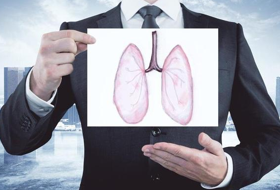 肺癌治疗应该怎么选择合适的靶